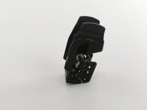 雨刮配件注塑模具廠，五金配件注塑廠，雨刮器生產(chǎn)廠家